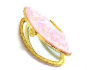 扇形綢緞化妝鏡