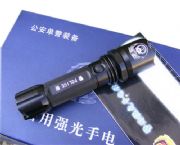 警用強(qiáng)三檔強(qiáng)光手電5938