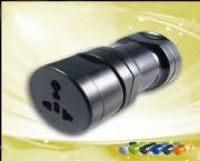 三合一轉換插座