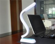 玉蛇傳奇健康護眼燈